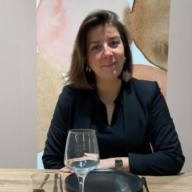 Charlène, Manager